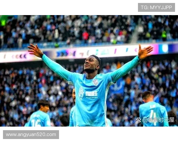 足球明星亲笔签名赠予球迷的珍贵瞬间与背后的感人故事 足球明星亲笔签名赠予球迷的珍贵瞬间与背后的感人故事