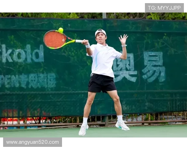 重庆网球队实力强劲荣登全国网球排行榜第三名引发关注 重庆网球队实力强劲荣登全国网球排行榜第三名引发关注