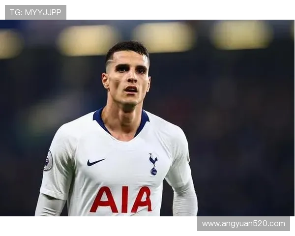 足球明星们如何看待梅拉的实力与风格分析